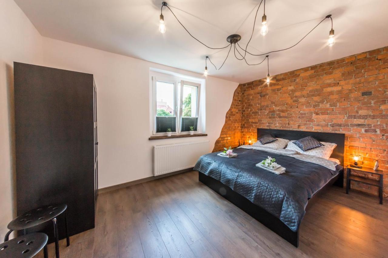 Apartament Wita Stwosza Jelenia Gora Dış mekan fotoğraf