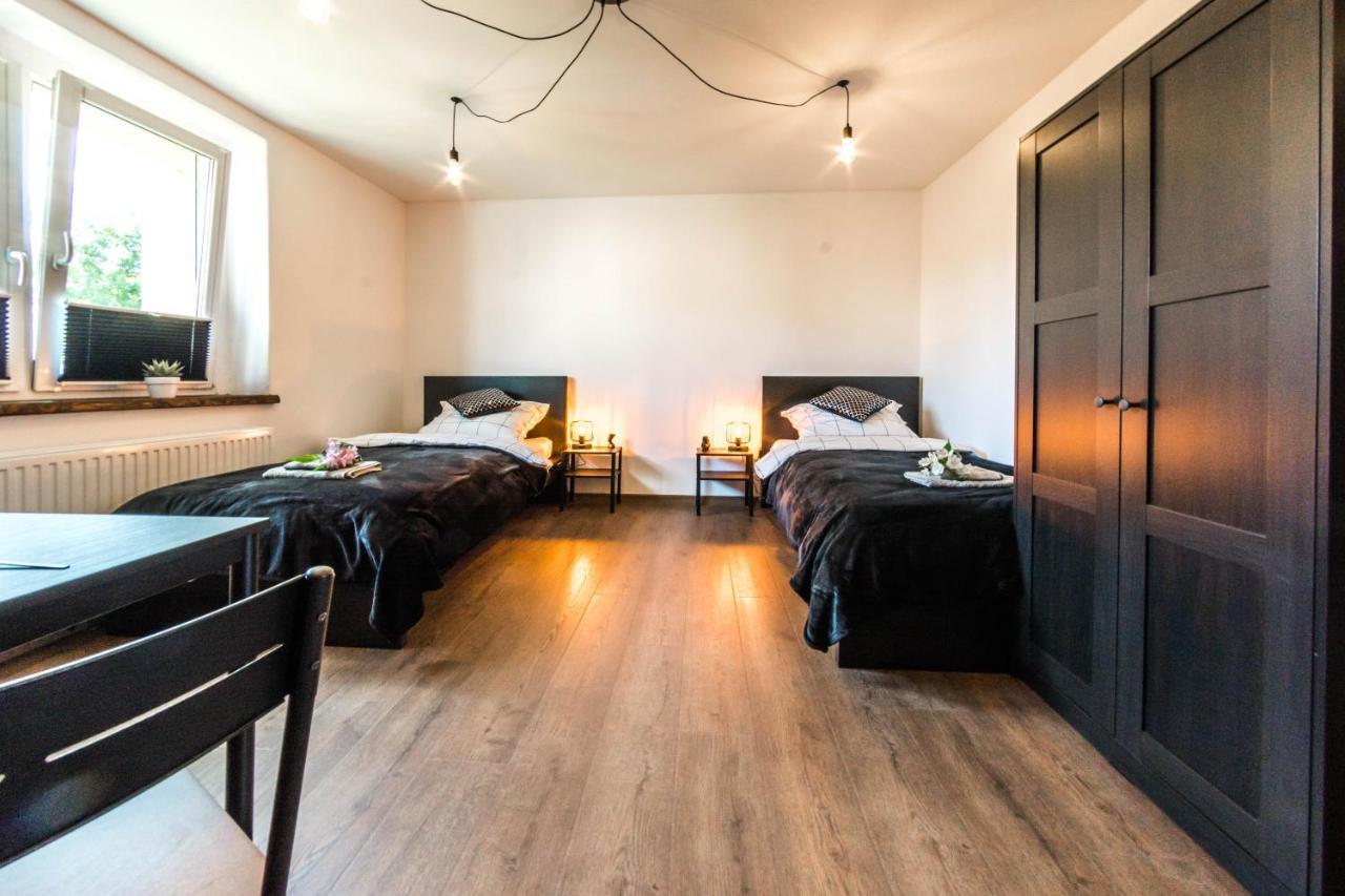 Apartament Wita Stwosza Jelenia Gora Dış mekan fotoğraf