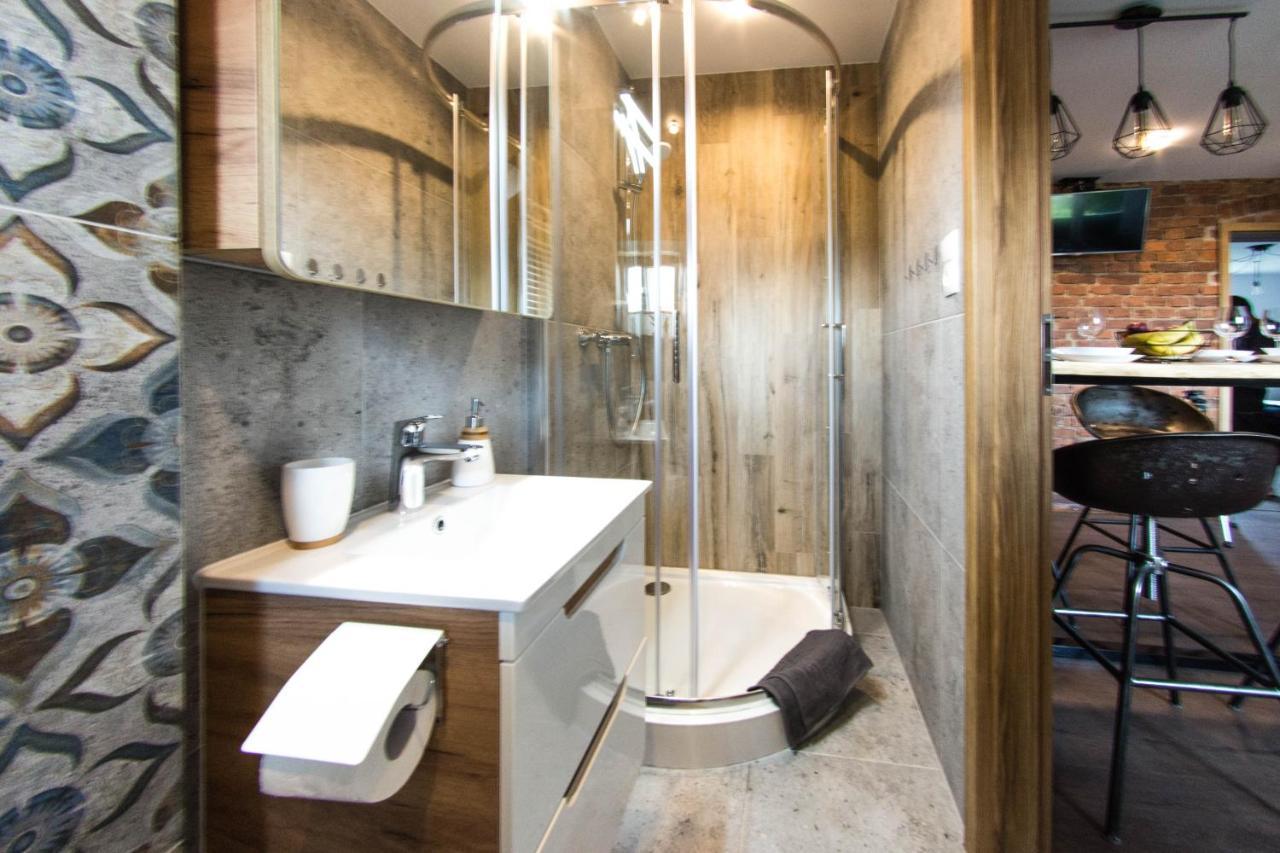 Apartament Wita Stwosza Jelenia Gora Dış mekan fotoğraf
