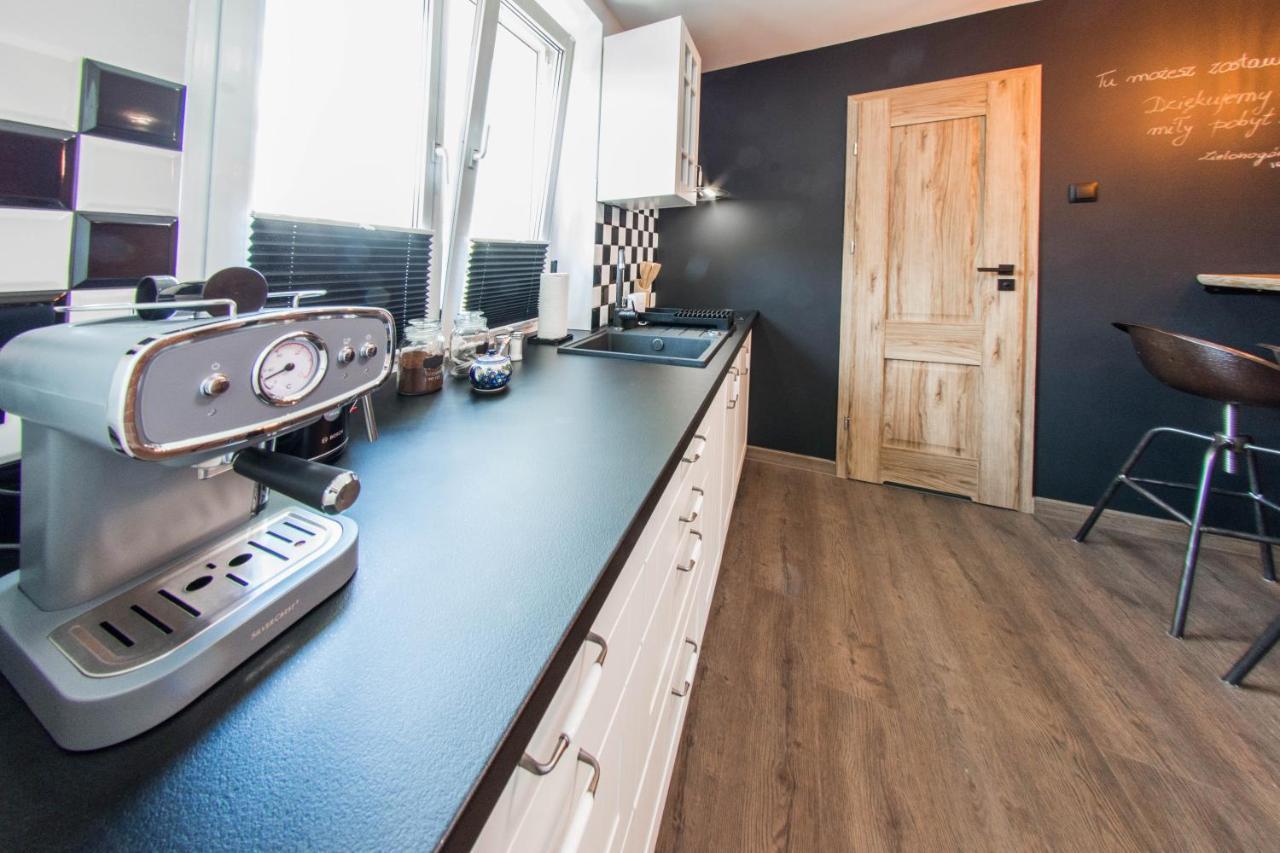 Apartament Wita Stwosza Jelenia Gora Dış mekan fotoğraf