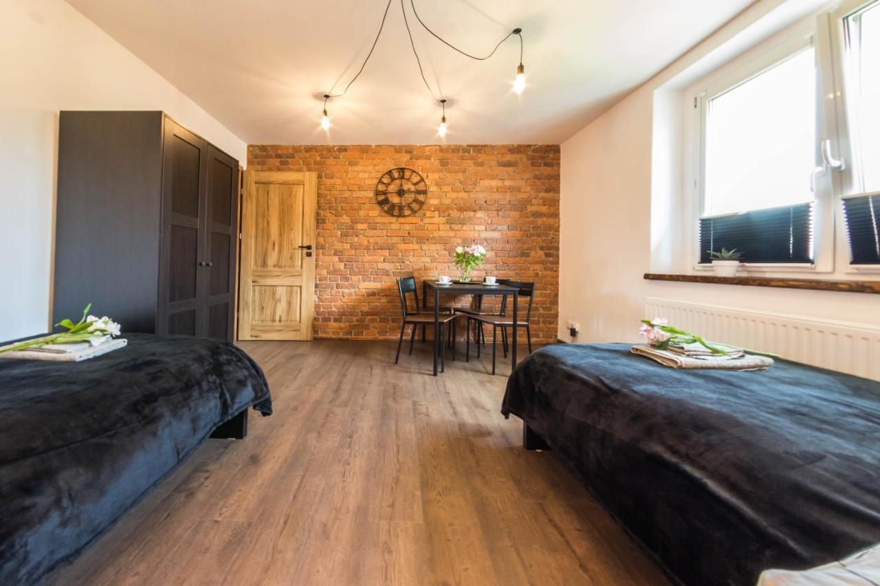 Apartament Wita Stwosza Jelenia Gora Dış mekan fotoğraf